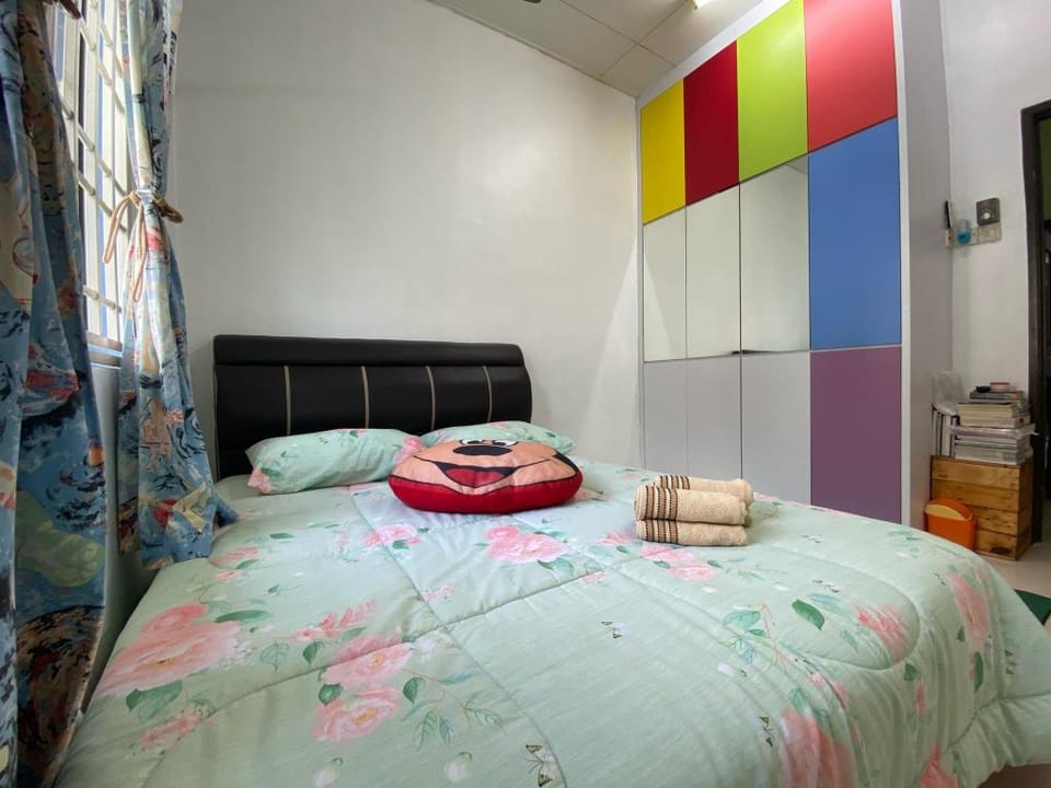The Daun Homestay - Kepala Batas, Penang Vacation rental in Penang