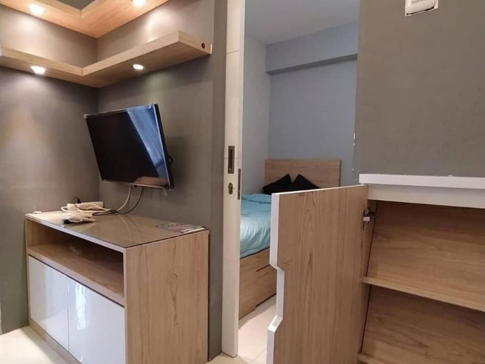 Gateway Pasteur Apartement Blue Living Latice Apartment in Bandung