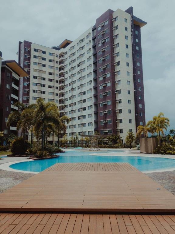Avida Storey 1 Atria  with 2Bedroom with Balcony Apartment in Iloilo City