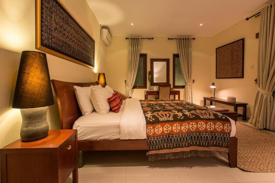 Spacious-3BDR Villa with Private Pool in Kerobokan Villa in North Kuta