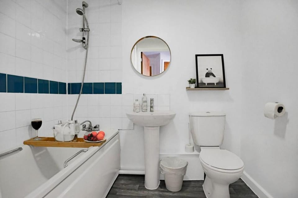 Stylish Apartment in City Centre by Yoko Property Apartment in Northampton