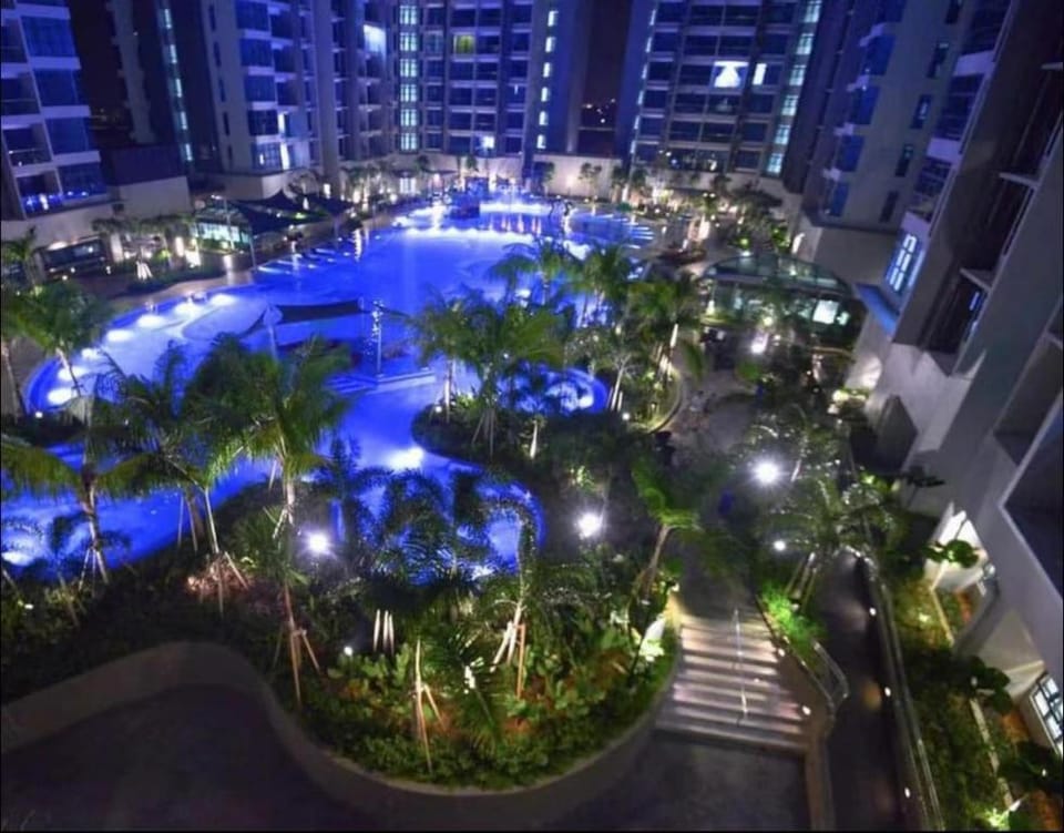 Atlantis-B20-7pax •TownJonker St • Video Games Apartment in Malacca