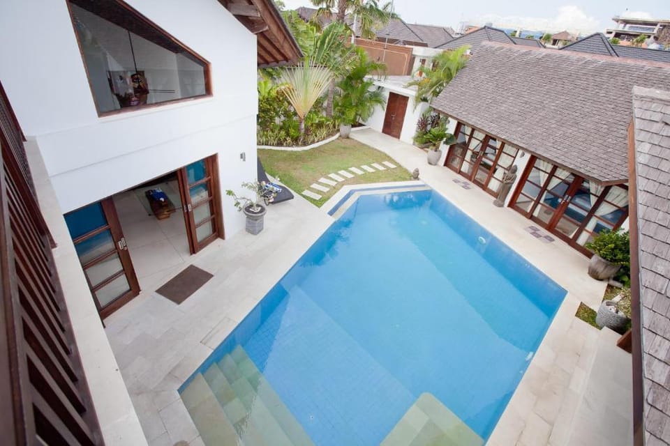 Peacefull Villa-3BDR with Private Pool in Seminyak Villa in Kuta