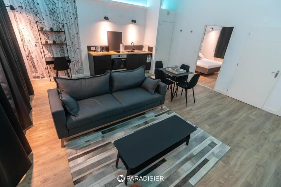 Appartement Le PARADISIER à VILLARS LES DOMBES Apartment in Auvergne-Rhône-Alpes