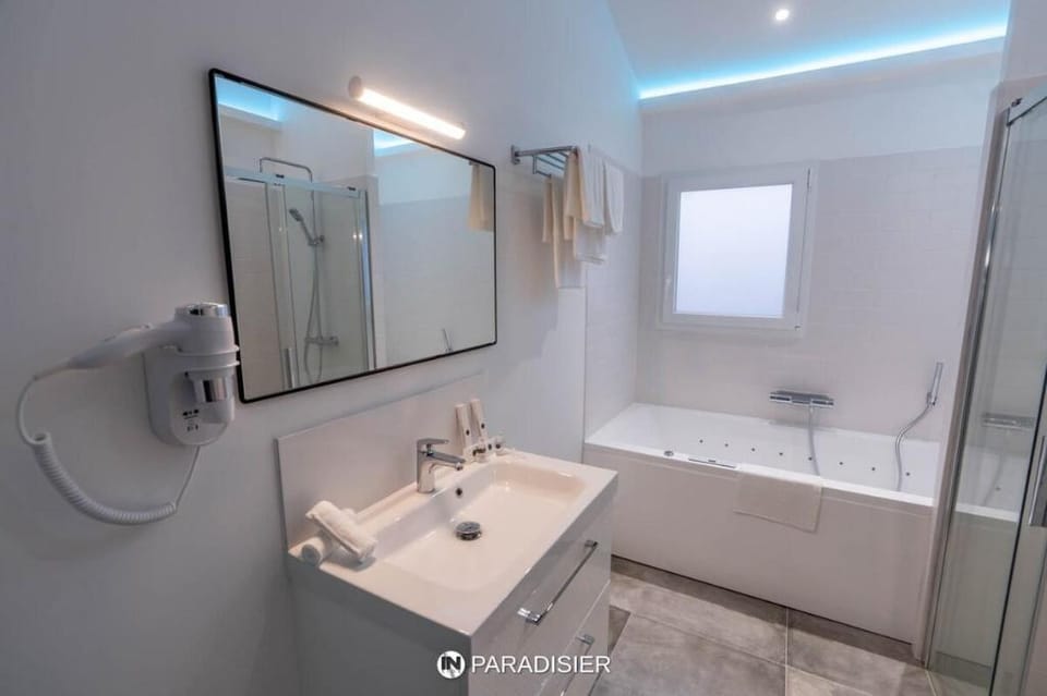 Appartement Le PARADISIER à VILLARS LES DOMBES Apartment in Auvergne-Rhône-Alpes