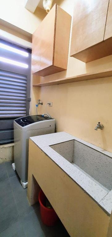 HOMEY & COZY 2-BEDROOM CONDO in Laguna - Cavite Apartment in Santa Rosa