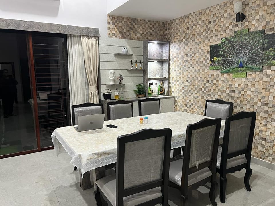 JOYSIA GUEST HOUSE  Villa in Kolkata