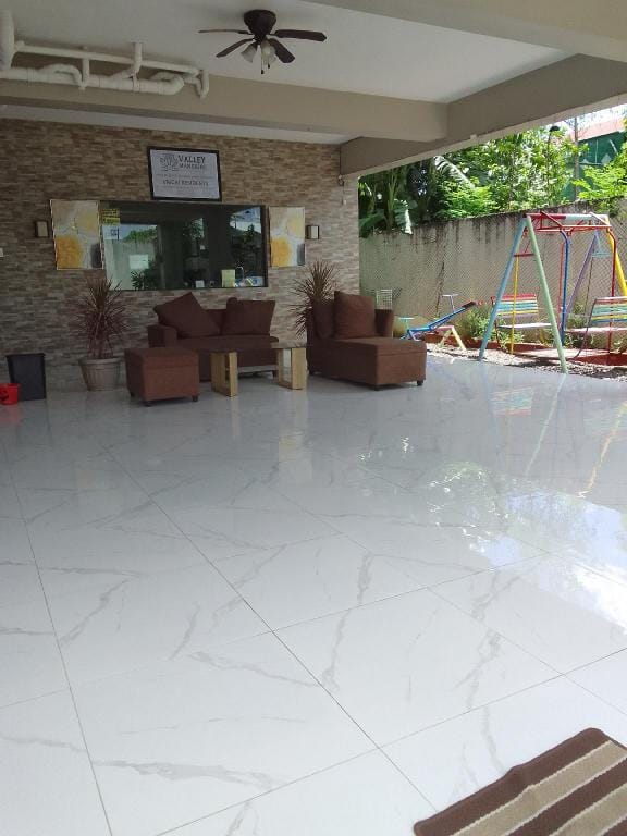 Aliyahs’s Place: Staycation in Valley Golf Cainta Vacation rental in Antipolo