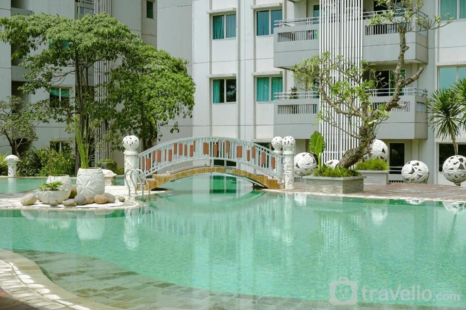 Comfort 1BR @ Sky Terrace Apartment By Travelio Apartment in Jakarta
