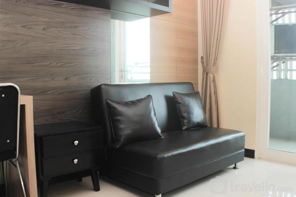 Comfort 1BR @ Sky Terrace Apartment By Travelio Apartment in Jakarta
