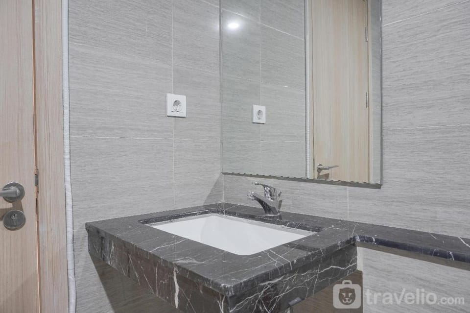Spacious & Nice 2BR at Hillcrest House By Travelio Apartment in West Java