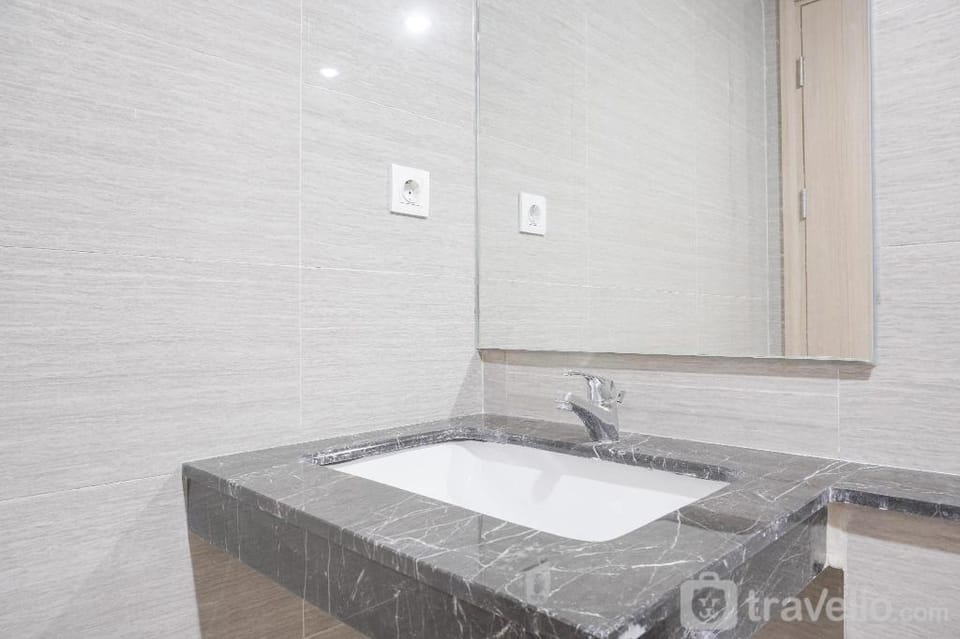 Spacious & Nice 2BR at Hillcrest House By Travelio Apartment in West Java