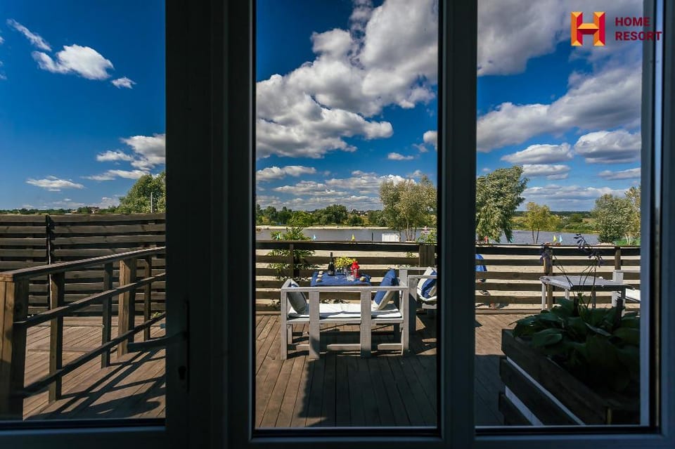 Mini-hotel on the coast of the lake with beach Apartment in Ukraine