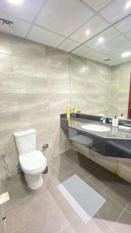 ENTIRE STUDIO IN CENTRAL LOCATION Apartment in Dubai