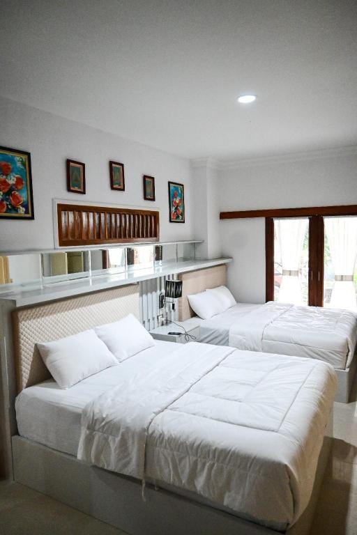 VILLA NALENDRA Villa in Special Region of Yogyakarta