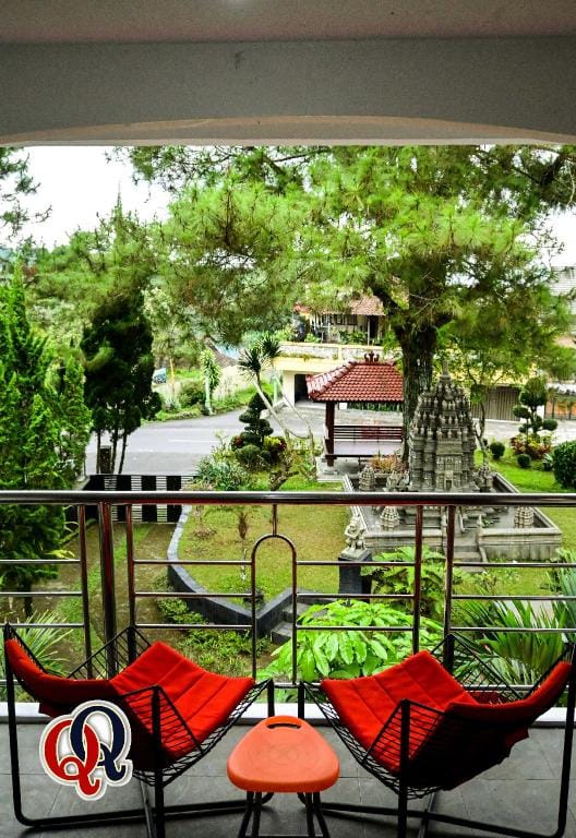 VILLA NALENDRA Villa in Special Region of Yogyakarta