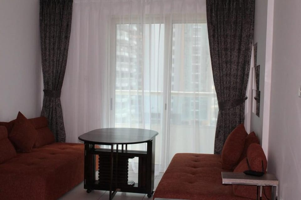 Premium suite with scenic views in Dubaï Marina Vacation rental in Dubai