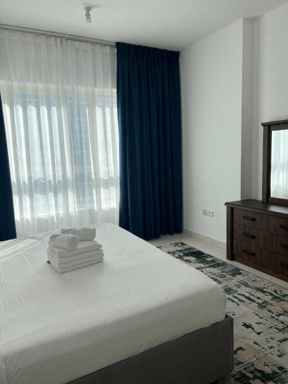 Scenic view on marina-marina mall walking distance Vacation rental in Dubai