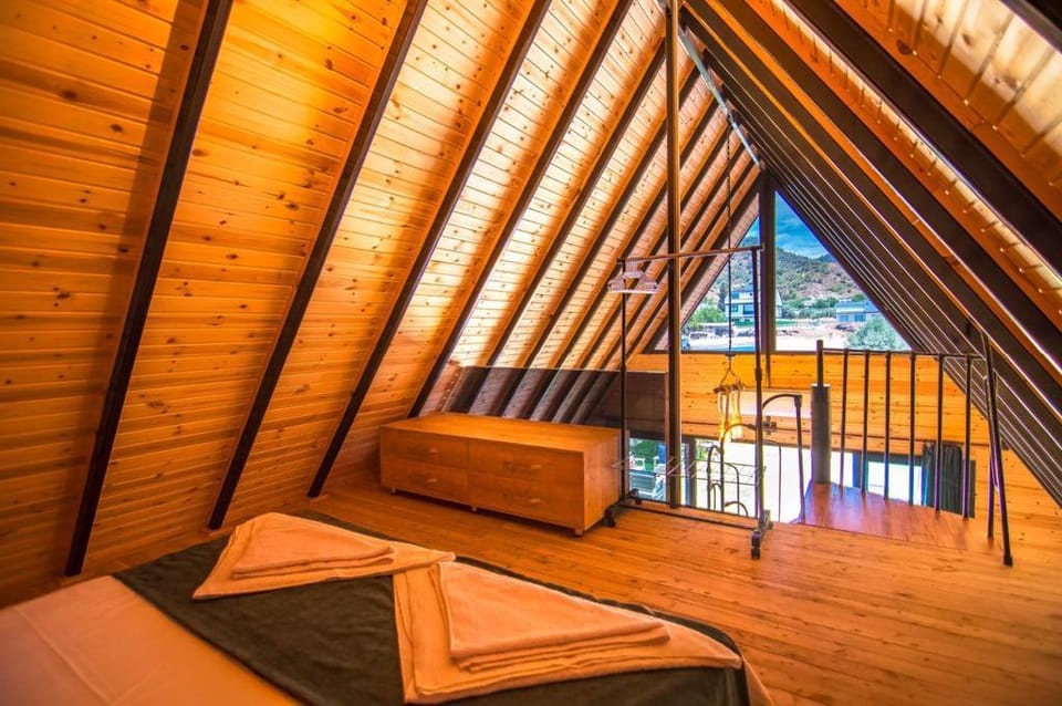 Doğanın içinde, denize yakın BALAYI AHŞAP VİLLA Villa in Fethiye