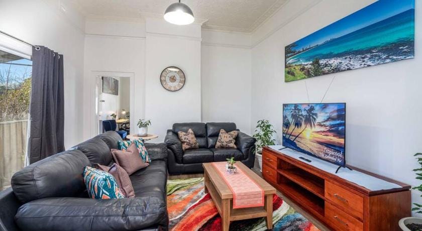 Paddington Villa-Freshly Renovated Close to town. Villa in Orange