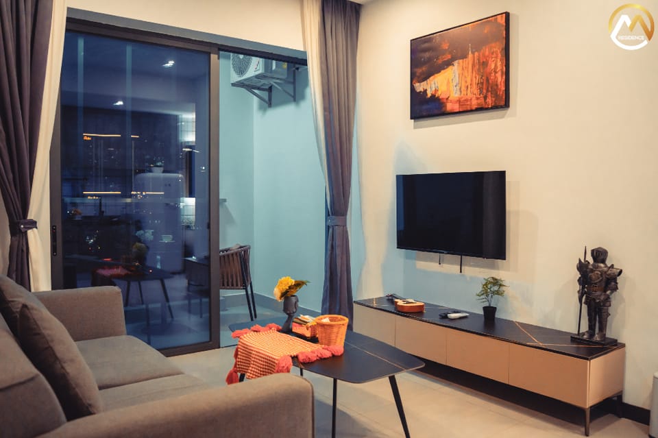 Brand New 1 Bedroom Infinity Pool Down to $36/N Apartment in Phnom Penh Province