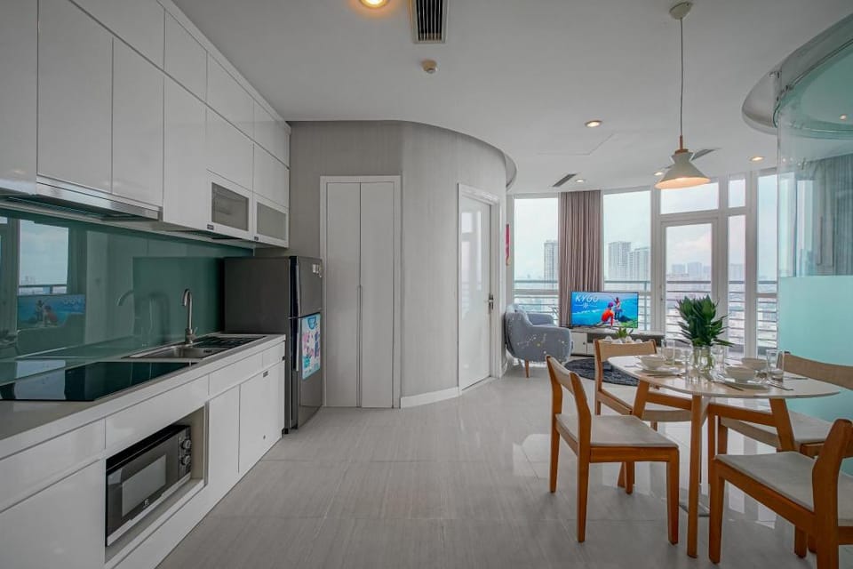 Ben Thanh Tower, 2 Beds, D1, City View,  Balcony Apartment in Ho Chi Minh City