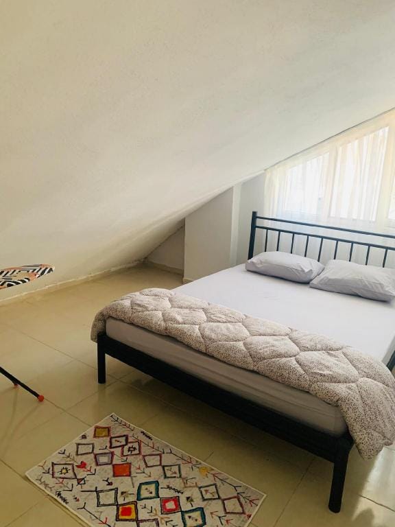 A PEACEFUL ENVIRONMENT AWAITS YOU!!! Apartment in Side