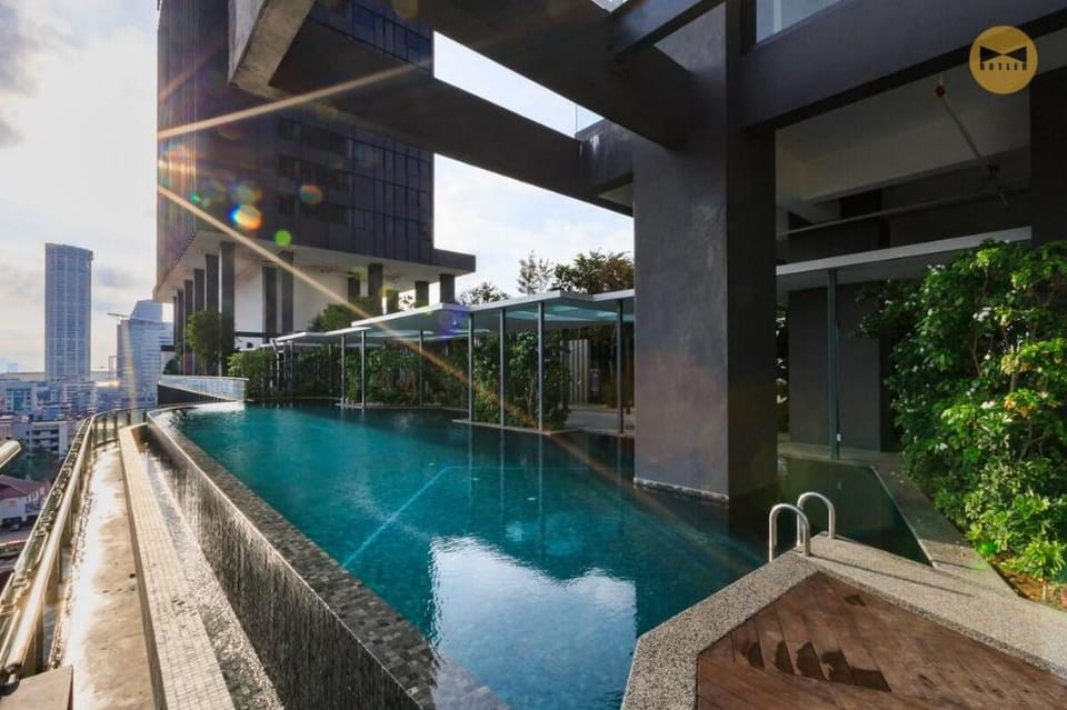 SEAVIEW SunRise 1BR •WiFi •Washer •Town •FoodHunt Apartment in George Town