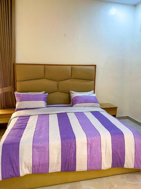 Luxurious two bedroom apartment at Oniru VI  Apartment in Lagos