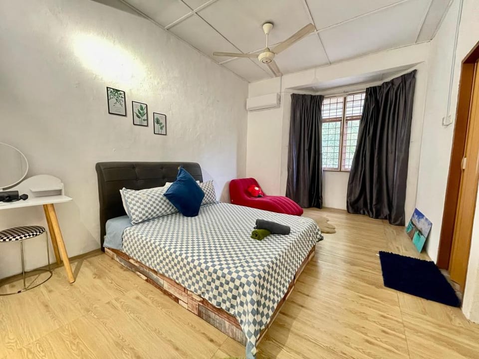 10CozyHome#8pax#Wifi&Netflix#5km toA.City/IconCity Vacation rental in Penang