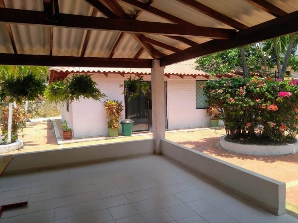 Cabaña los Jardines, Playa Mendoza. Vacation rental in Atlantico