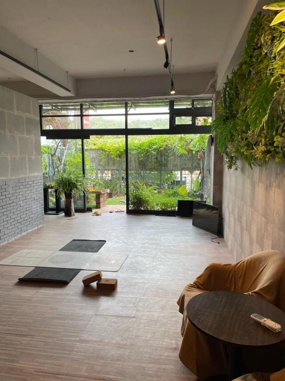 Non Vacation rental in Taiwan, Province of China