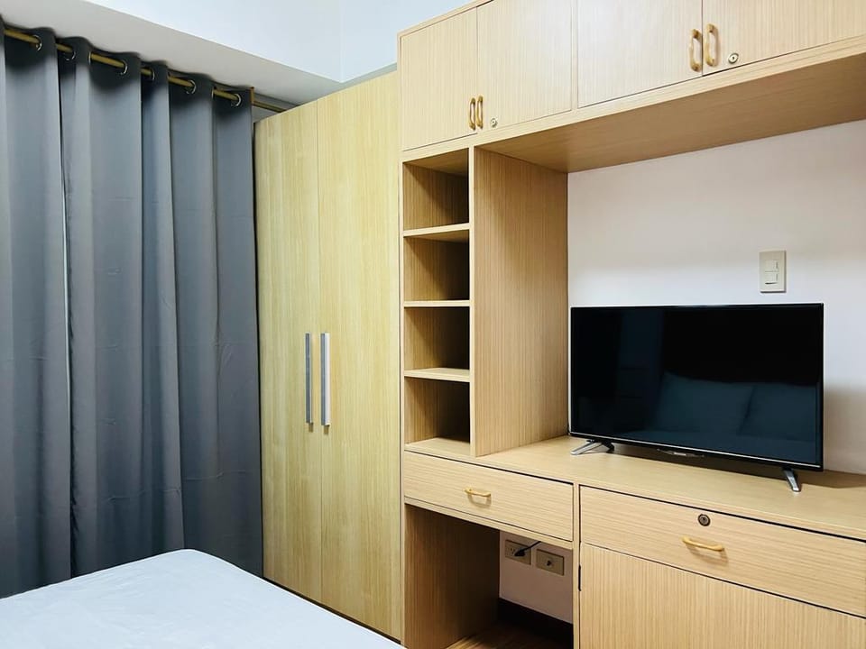 Simple Homely Wooden Style Condo Unit @ Azure Apartment in Pasay