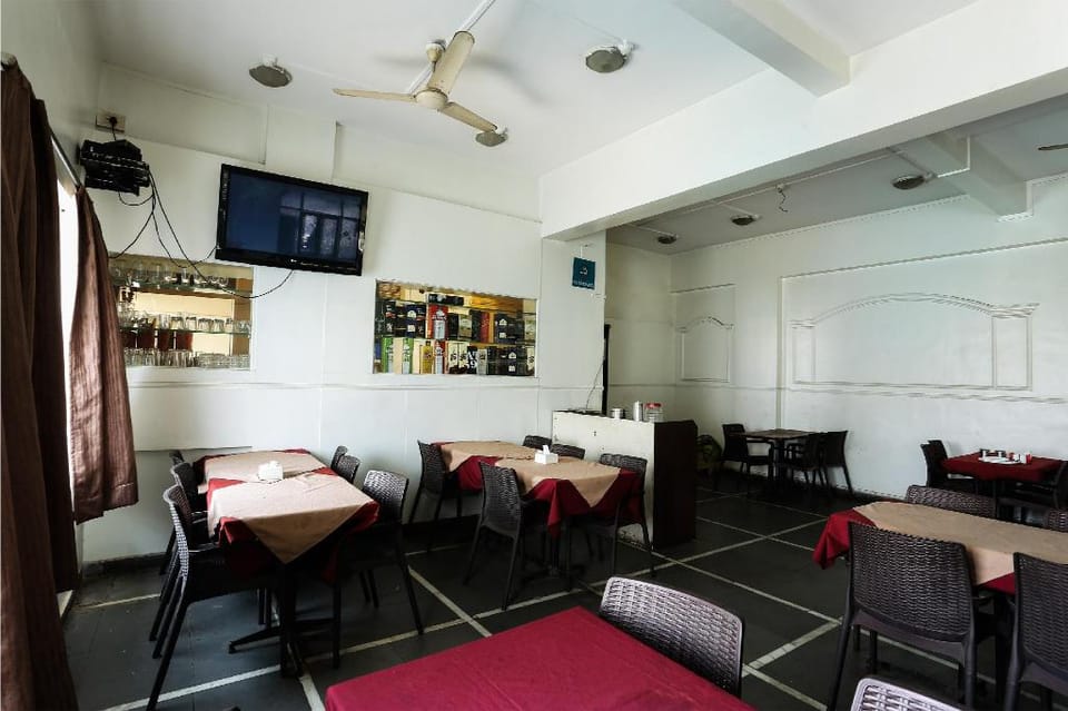 Hotel HMR Royal Inn Hotel in Pune
