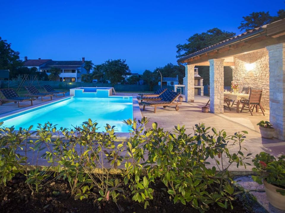 Villa in Medvidici with Pool near Porec Beach Villa in Istria County
