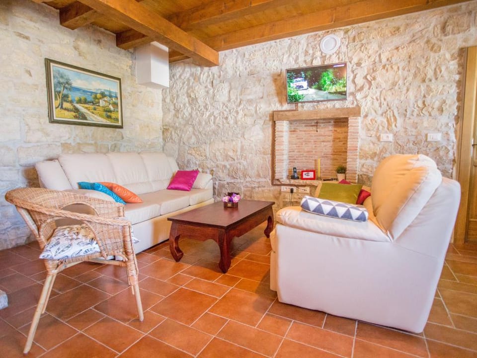 Villa in Medvidici with Pool near Porec Beach Villa in Istria County