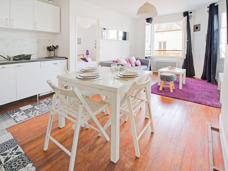 Harbor View Hideaway Vacation rental in Normandy