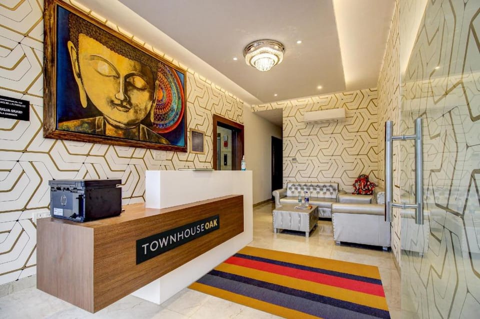 Townhouse OAK Aurelia Grand Hotel in Lucknow