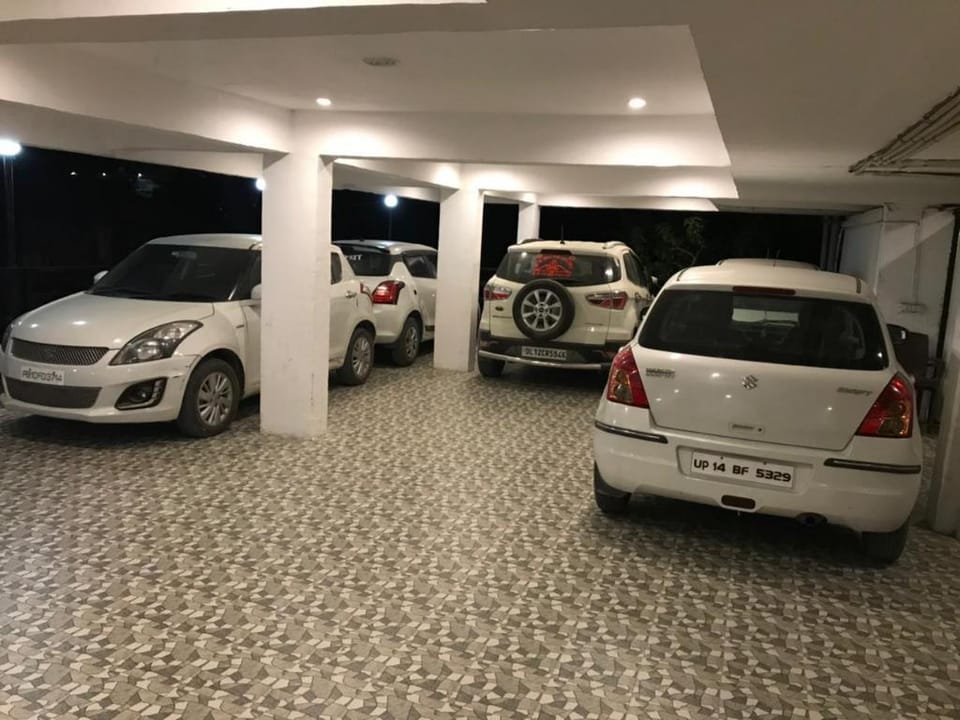 Savoy Residency Hotel in Uttarakhand