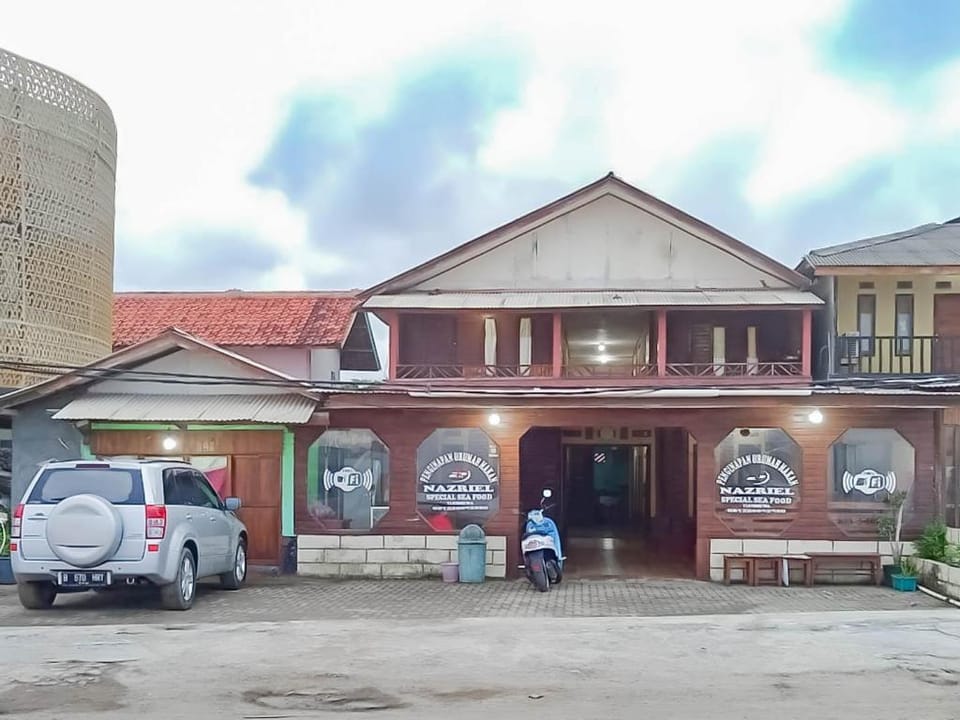 Homestay Nazriel Hotel in West Java