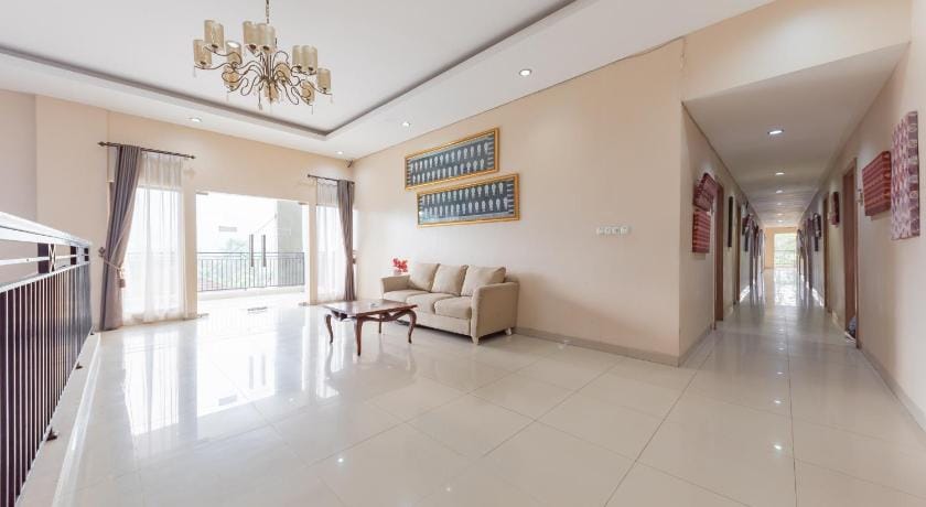 Cottage Griya Inkoppabri Mitra RedDoorz Hotel in Cisarua