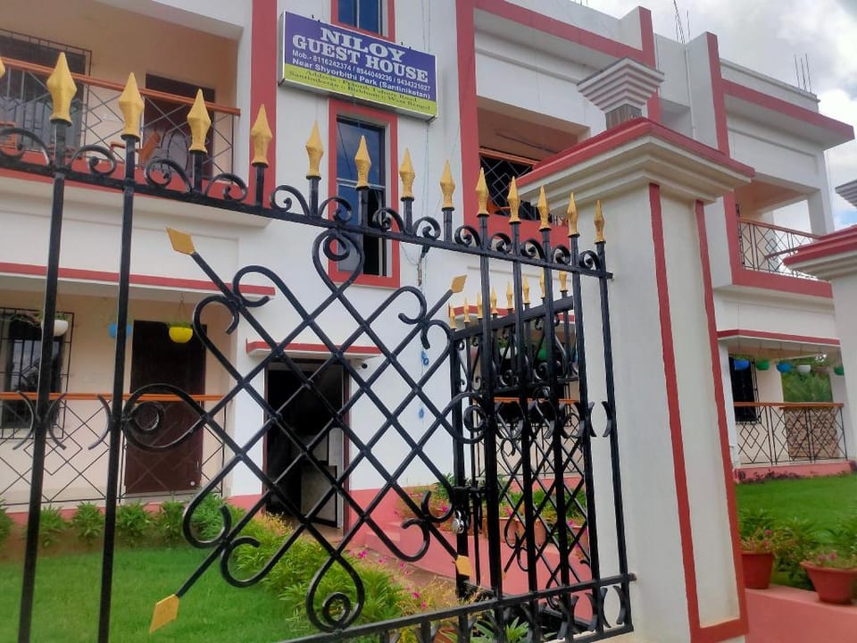 Niloy Guest House Hotel in West Bengal