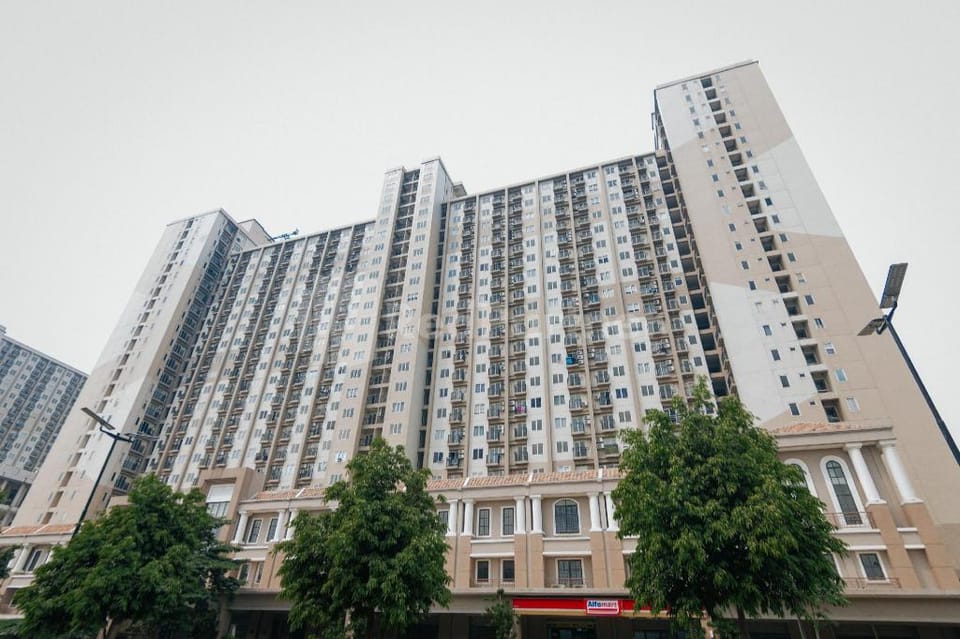 RedLiving Apartemen Podomoro Golf View Queen Room Tower Dahoma Hotel in West Java