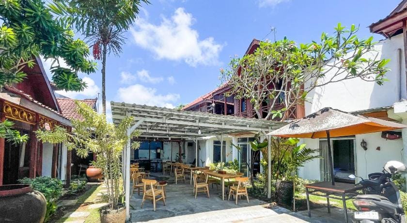 RedDoorz @ Villa Krisna Balangan Beach Hotel in Bali