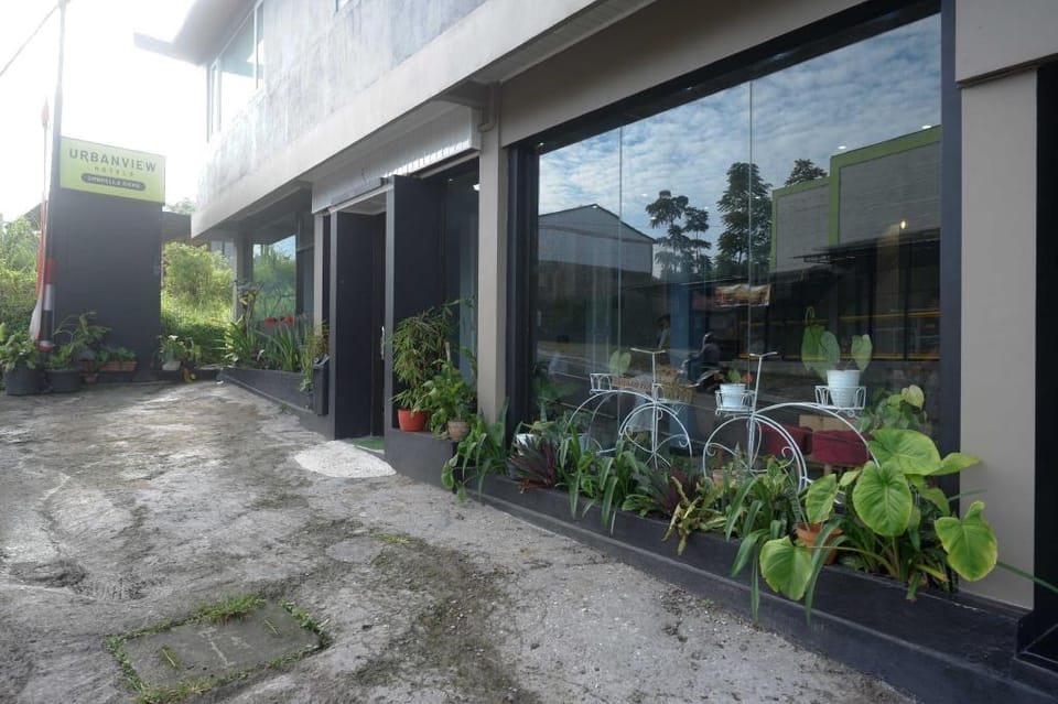 Urbanview Hotel Umbrella Dieng by RedDoorz Hotel in Indonesia