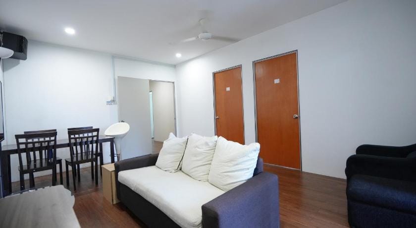 Aimelia guest house by G traveler Hotel in Petaling Jaya