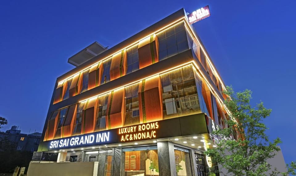 Itsy Hotels Sri Sai Grand Inn Hotel in Vijayawada
