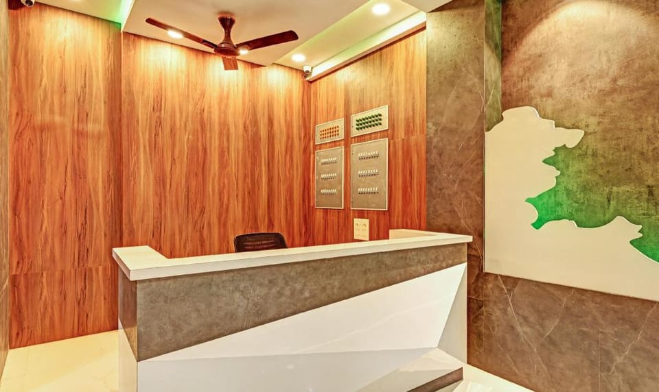 Itsy Hotels Sri Sai Grand Inn Hotel in Vijayawada