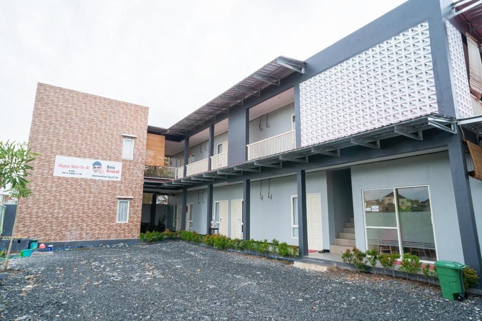KoolKost Syariah near Jalan Ahmad Yani Banjarmasin 3 Hotel in Indonesia