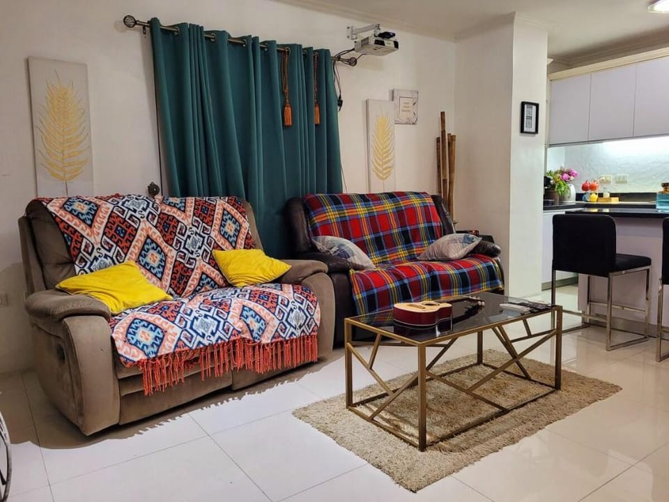 Lucky Suite Kandi 2 bedrooms Apartment in Angeles